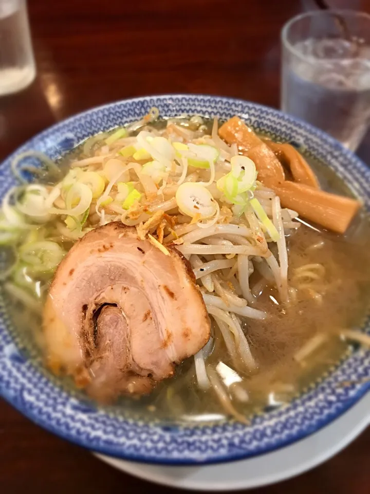 萬力屋
もやしたっぷりラーメン|sakiさん