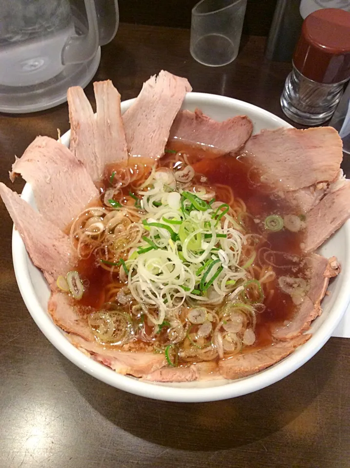 濃厚醤油のチャーシュー麺|シュンさん