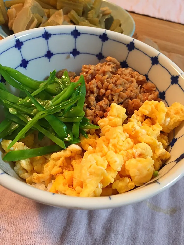 三色丼|ひっちゃんさん