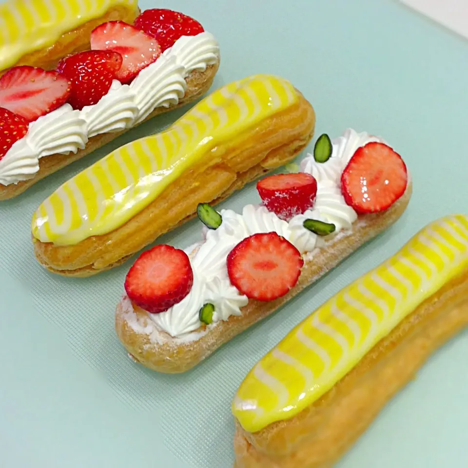 エクレア    〜苺&レモン〜|bakedpieさん