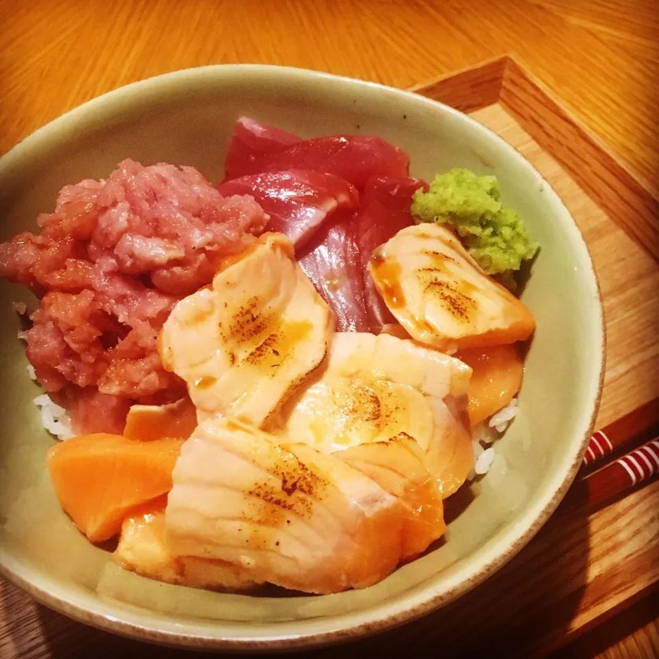 Snapdishの料理写真:おうちでリッチな海鮮丼♡|もなかさん