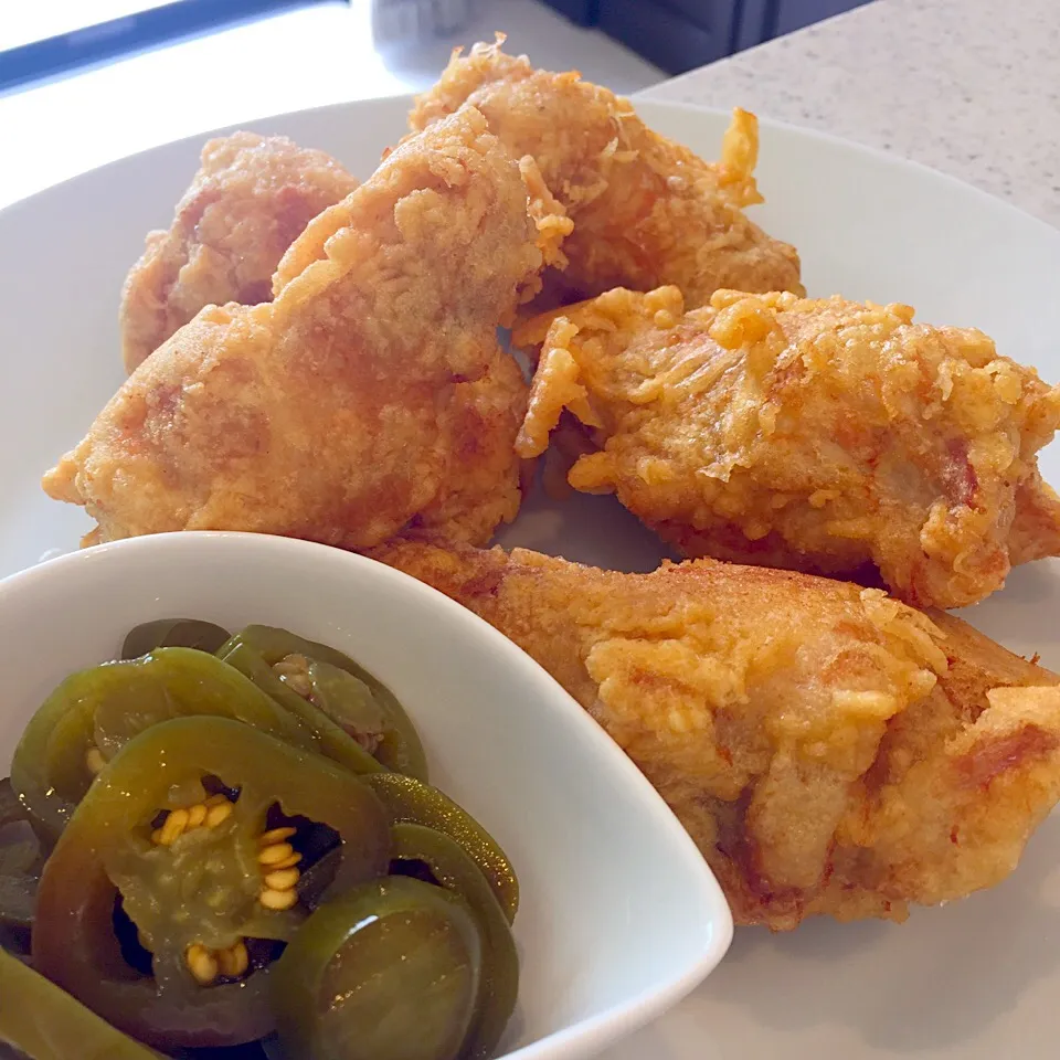 骨つきフライドチキン🍗 ハラペーニョと一緒に😊✨|ヨッチャンさん