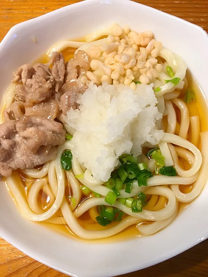 液塩こうじで味付けした豚肉乗っけたさっぱりおろしうどん💕|Satokoさん