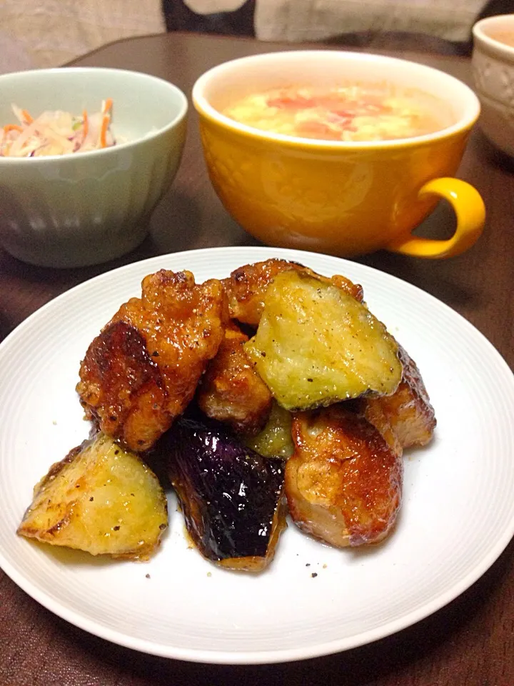 揚げ鶏と茄子の甘酢炒めとトマト玉子スープ|こんこんさん