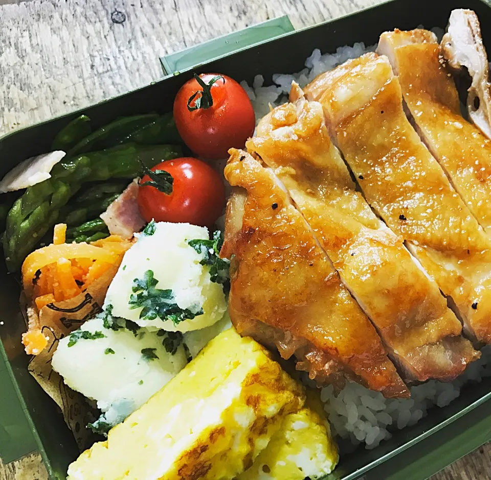 Snapdishの料理写真:照り焼きチキン弁当～|akoさん