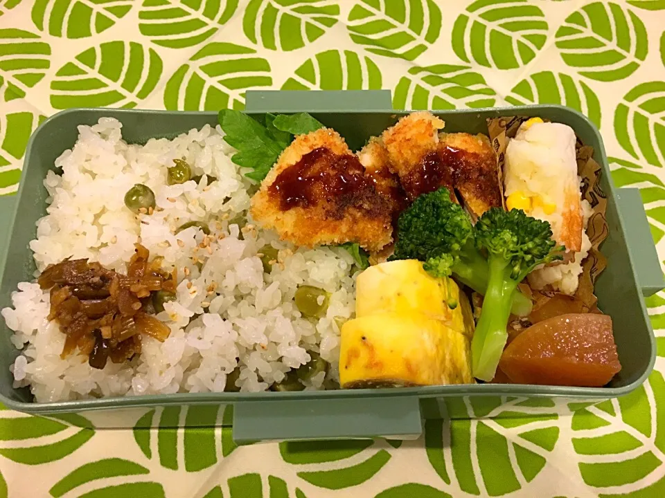 豆ご飯とチキンカツのお弁当。|Chiharuさん