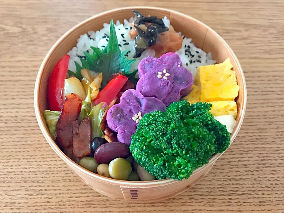 Snapdishの料理写真:曲げわっぱ ❄︎ お弁当|sonoさん