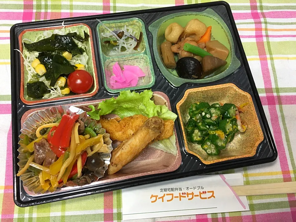 野菜いっぱいチンジャオロース 日替わり弁当 豊川市宅配|Naokazu Kuritaさん