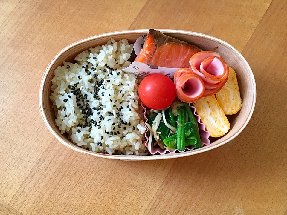 今日のお弁当#シャケ弁|ぴのさん