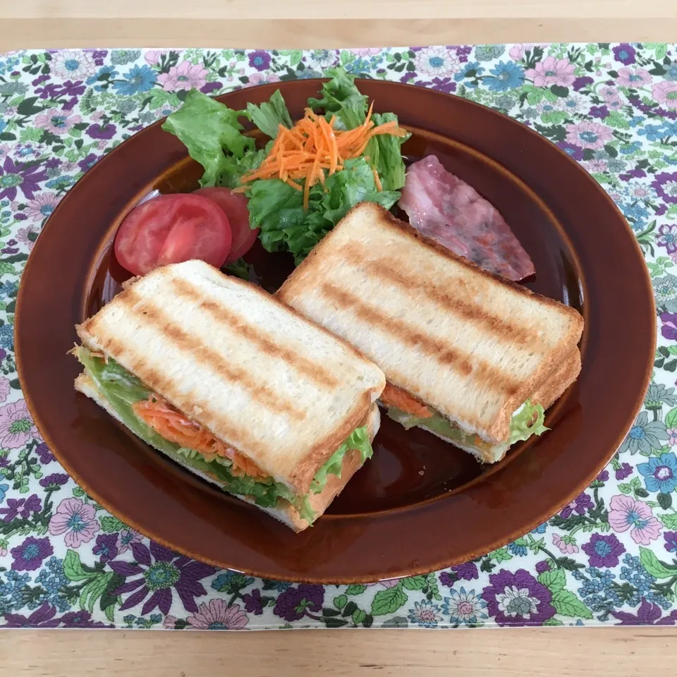 BLT+carrot sandwich|n182さん