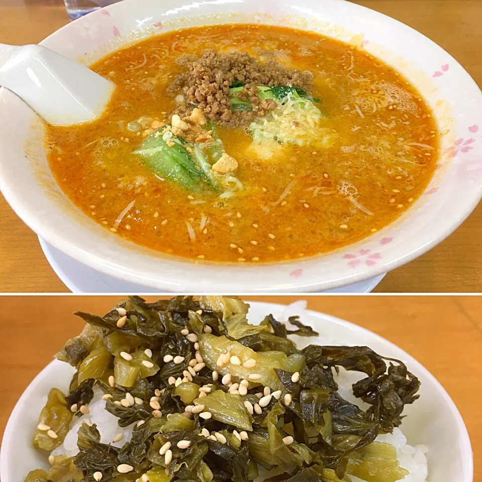 Snapdishの料理写真:チーズ坦々麺とランチの高菜ごはん

#ラーメン #よか晩屋 #坦々麺|Agaricusさん