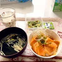 Snapdishの料理写真:お昼ごはん|なの・*:..｡o♬*ﾟさん