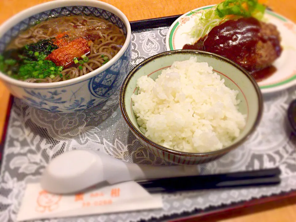 蕎麦&ハンバーグ|まさま〜ささん