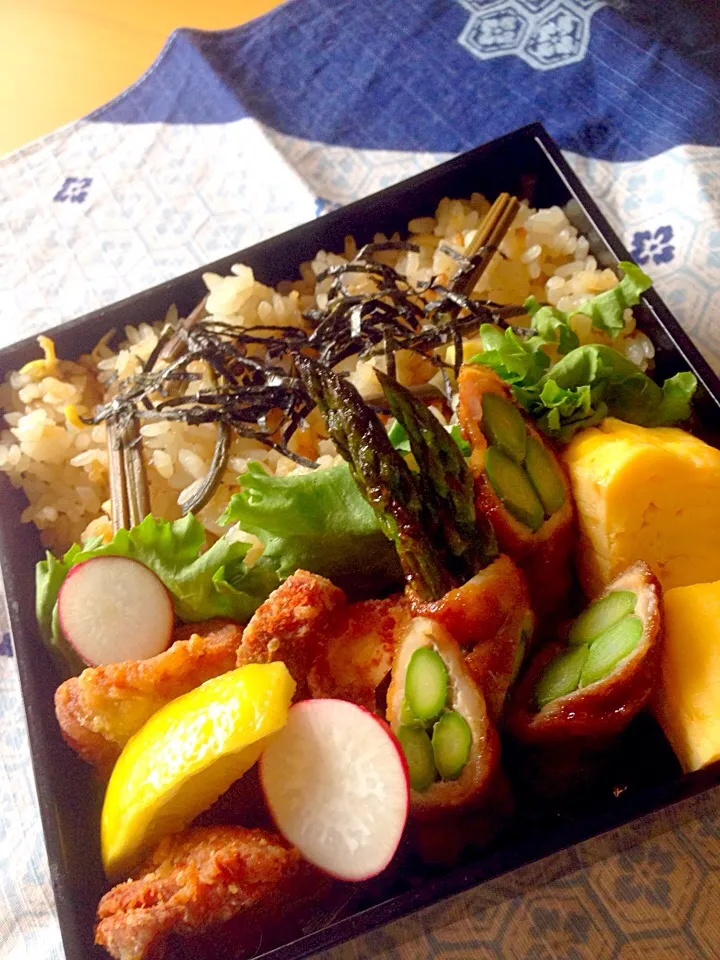 今日は山菜炊き込みご飯弁当|愛ママさん