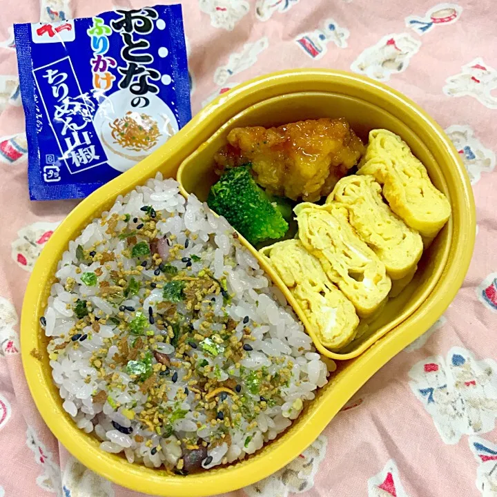 体調不良の休み明け😅いつもと一緒のお弁当🍱ふりかけはちりめん山椒|agnes2001さん