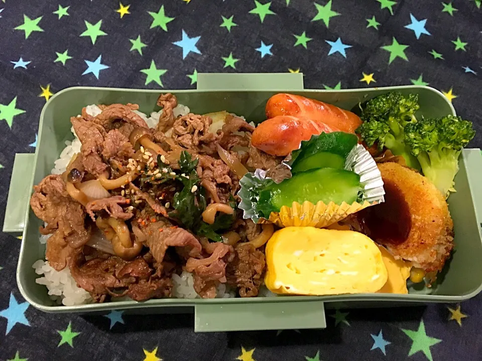 牛すき丼のお弁当。|Chiharuさん