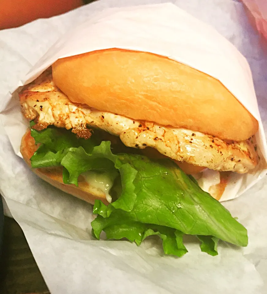 Grilled chicken sandwich with spicy 🌶 mustard|Alma's Home Kitchenさん