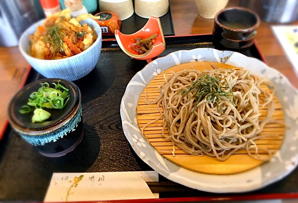 Snapdishの料理写真:大山蕎麦
#ランチ #かき揚げ丼付  #蕎麦屋ぎんれい|mottomoさん