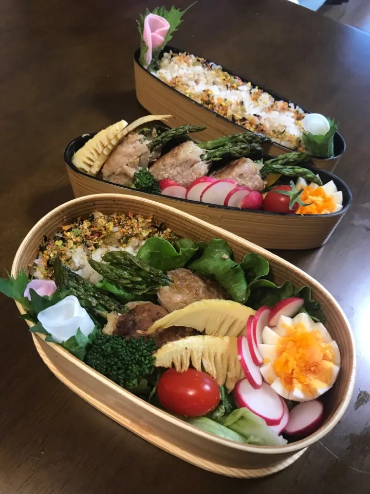 今日の二人のお弁当🍱♪
#Sachiyo Tanakaさんの料理 アスパラまるごと豚つくね|とんちんさん