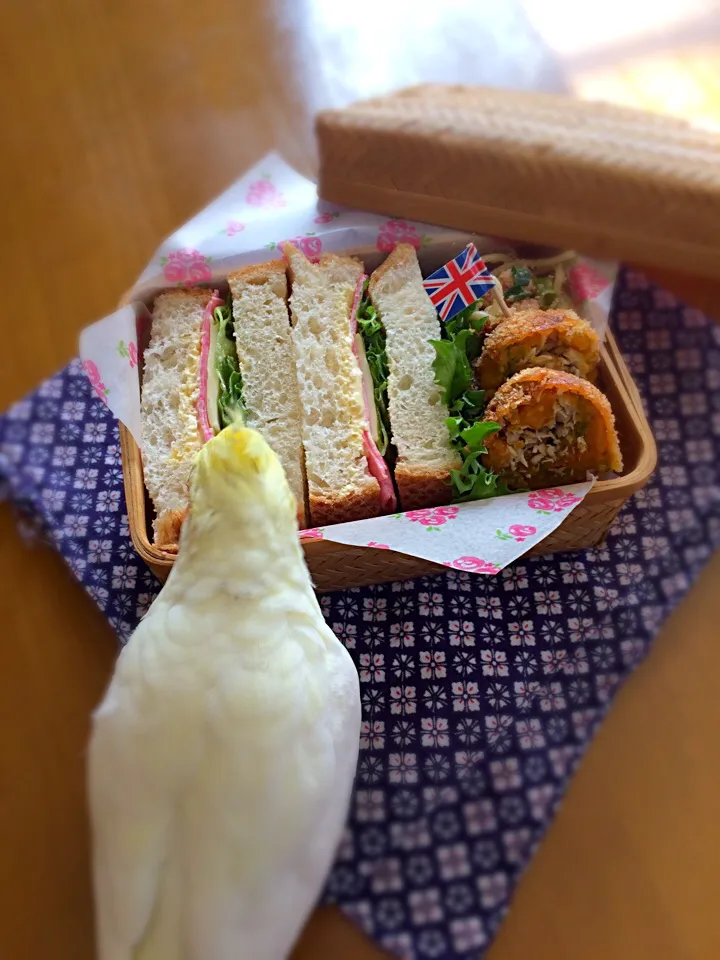 わたくし籠弁当🎶
バケットサンド
カボチャコロッケ
たらこスパ|BooBooさん