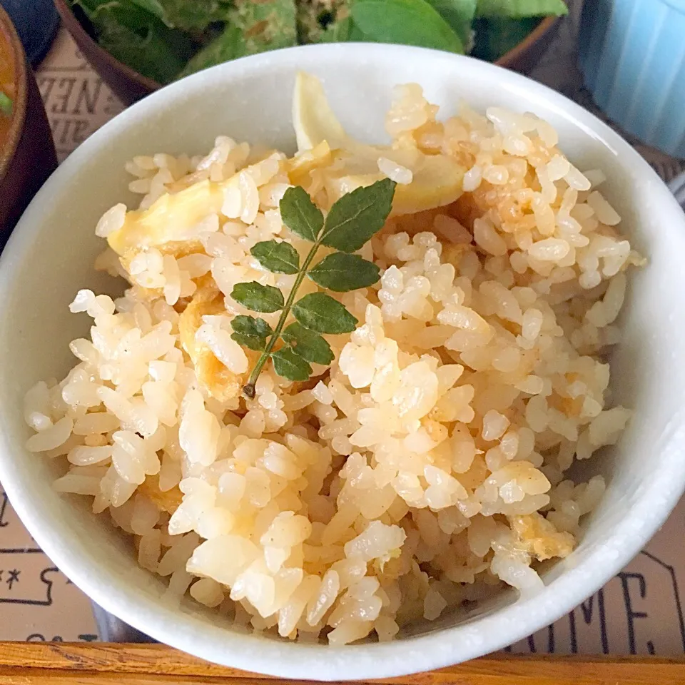 たけのこと油揚げの炊き込みご飯|yumyum😋さん