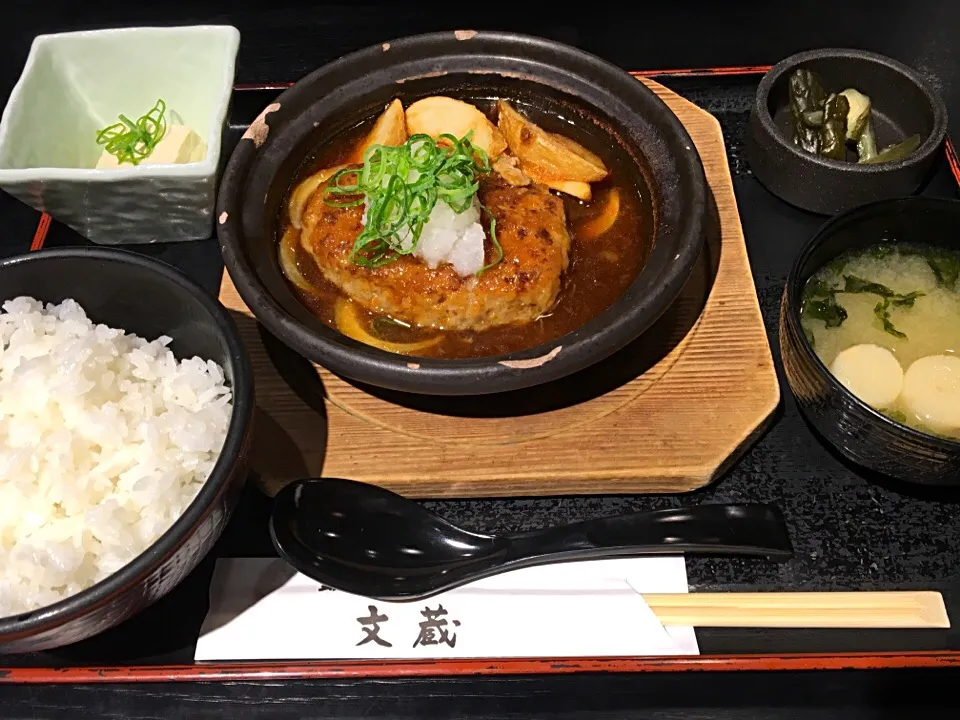 ハンバーグ定食|ゆうじ.さん