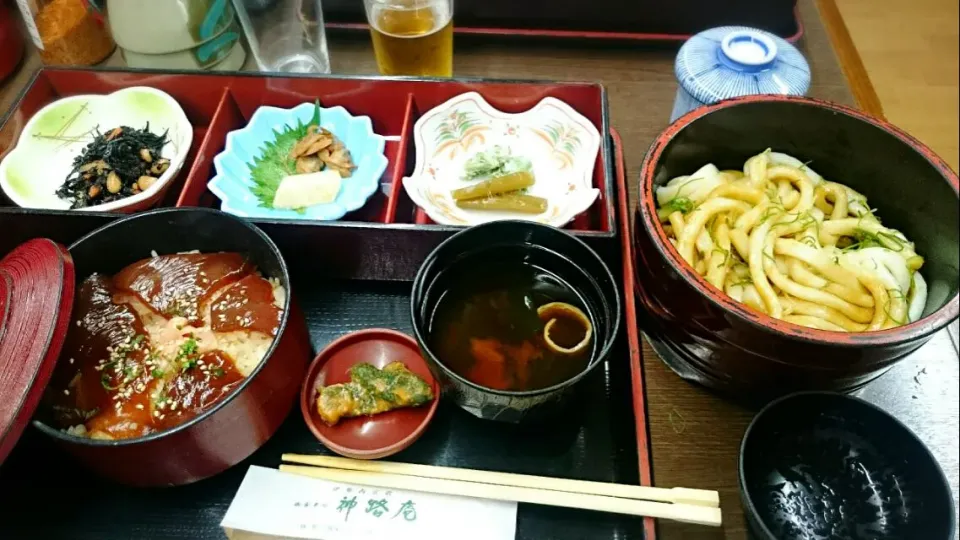 伊勢神宮で昼食Ψ(￣∇￣)Ψ|ナムナムさん