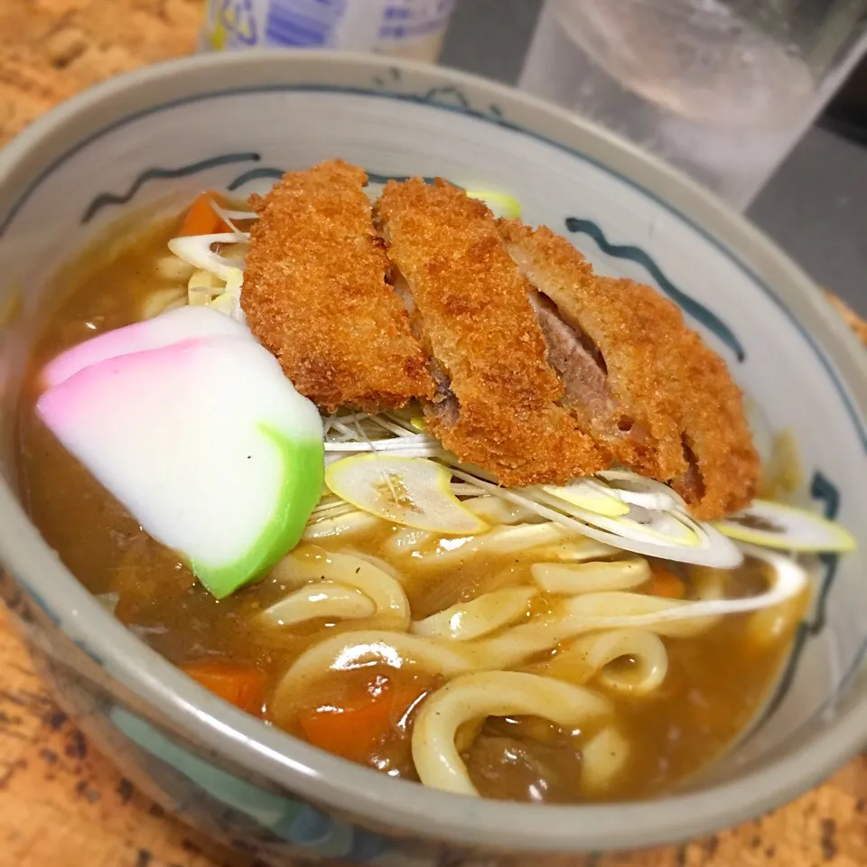 カツカレーうどん
#カツカレー #カレー #カレーうどん|にょんにいさん