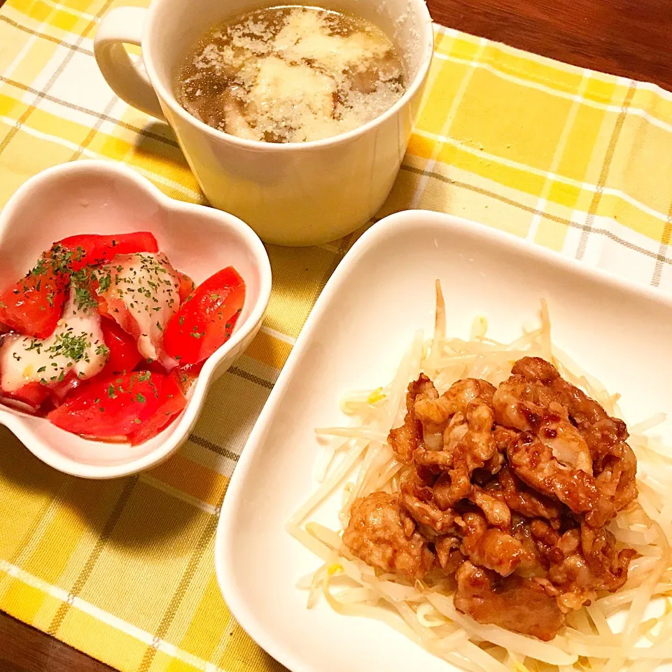 Snapdishの料理写真:うまだれ豚もやし♡たことトマトのマリネ♡きのこのスープ♡|まゆかさん