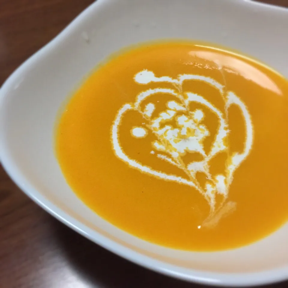 Snapdishの料理写真:人参🥕のポタージュ|まるちゃんさん