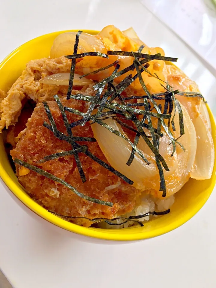 ひとくちヒレカツ丼|htさん