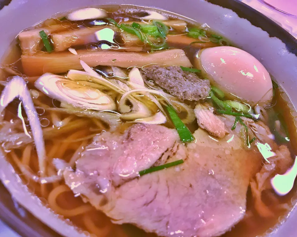 社食で金色不如帰の貝汁醤油ラーメン！|たけうちさん