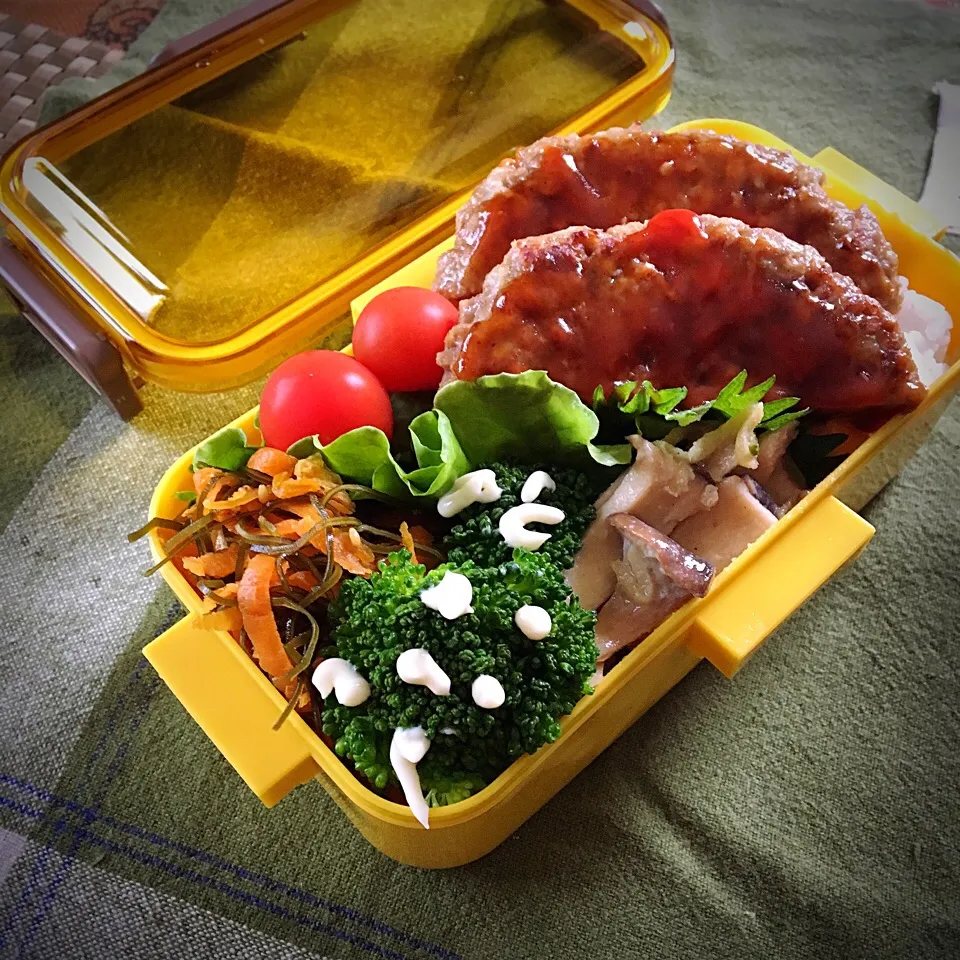 #お昼ご飯 #お弁当 #ハンバーグ弁当 

5.12 今日の息子弁当🍱|renharuruさん