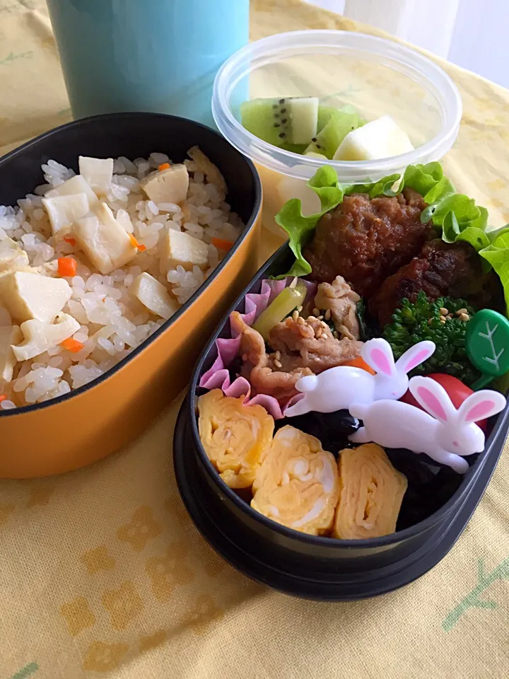 Snapdishの料理写真:たけのこご飯弁当|Sakikoさん