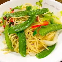 Snapdishの料理写真:採れたてのさやいんげんで作ったパスタ🍀|putamamaさん