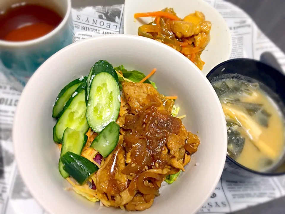 焼肉丼🐂|🐱まみちゃぴ🐶さん