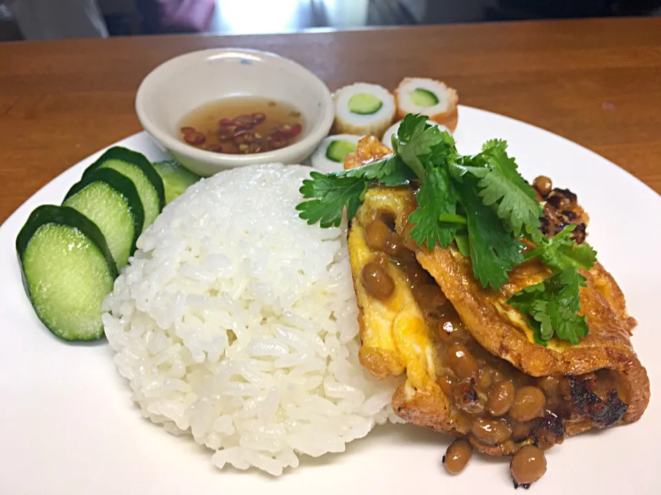 Snapdishの料理写真:タイ風納豆卵焼き

#納豆
#卵焼き 
#タイ風|Kob Sathapornさん