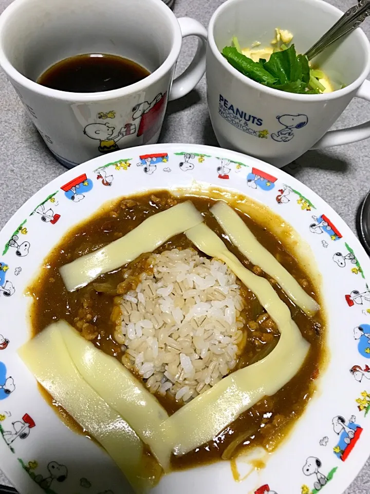 もち麦飯新玉挽肉カレーライスチーズのせ、冷茶碗蒸し|ms903さん