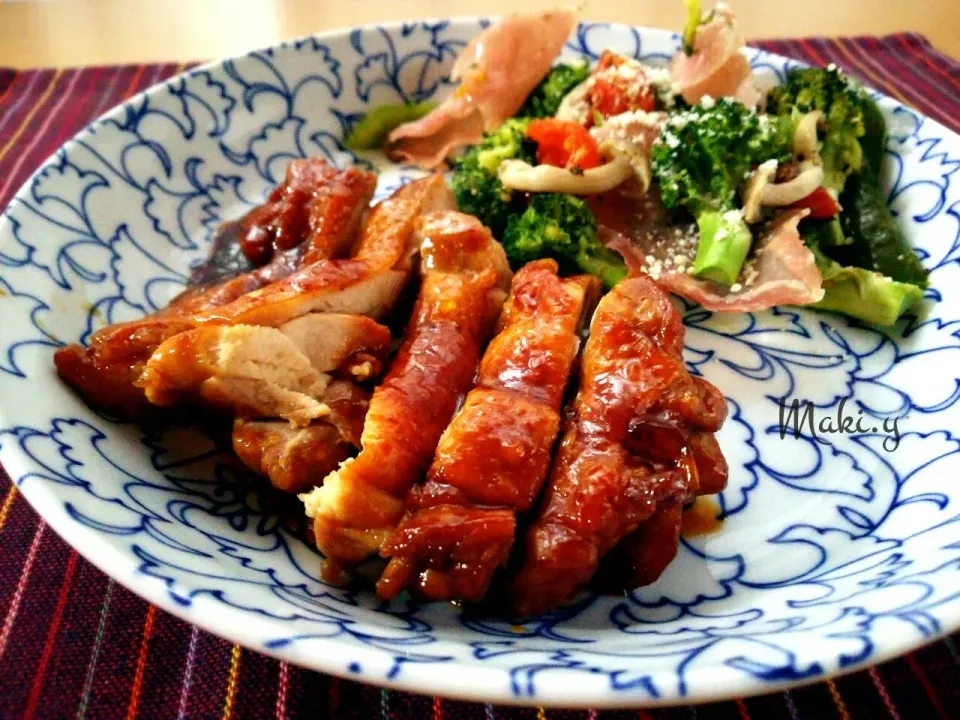 桜央里ちゃんの調味料三つで簡単美味しい🎶ジューシーチキンのさっぱり煮🐔と生ハムとブロッコリーのホットサラダ🍀🌸#生ハムとブロッコリーのホットサラダ|真希さん