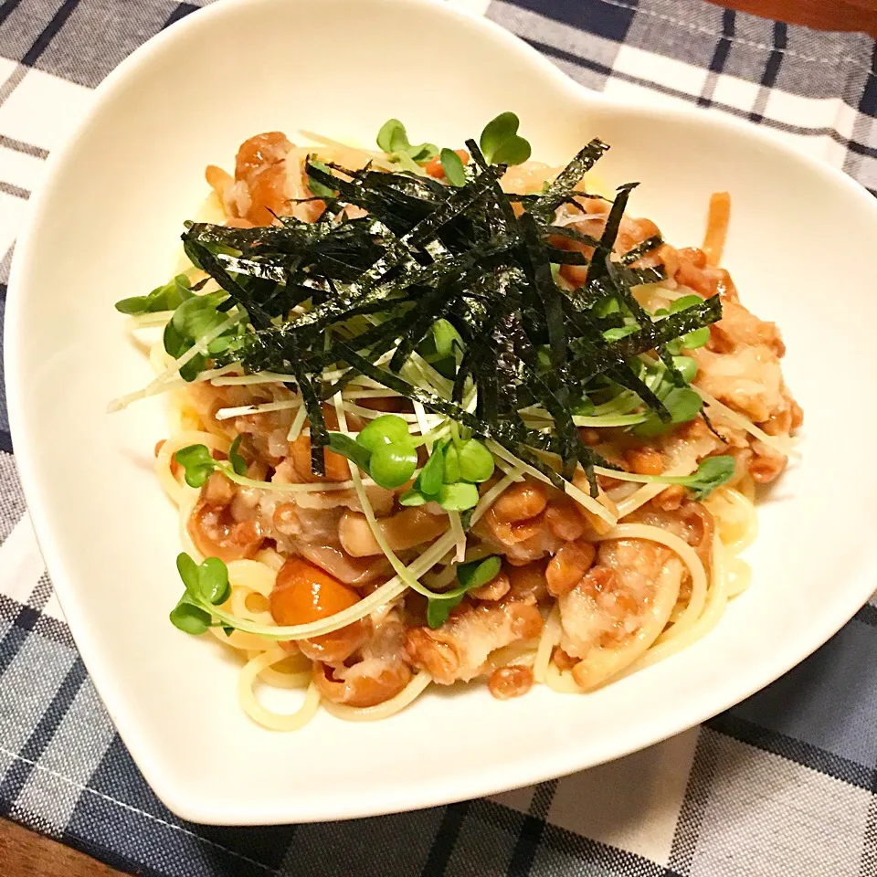 Snapdishの料理写真:なめこ納豆おろしパスタ♡|まゆかさん