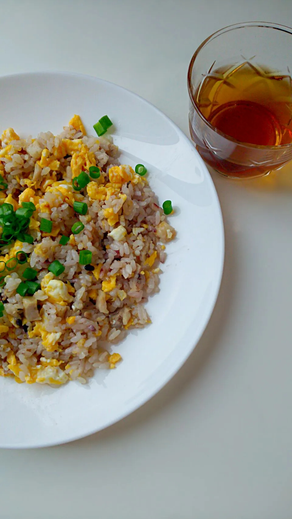 Fried Rice 🍴Lunch 自家製蒸し豚入り16穀米#炒飯 Homemade steamed pork #ボーノポーク#うちごはん #おうちごはん #ランチ #昼食|まめさん