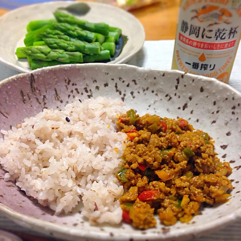 ５月１３日
キーマカレーで静岡に乾杯🍻|Yu Yu mamaさん