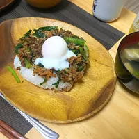 Snapdishの料理写真:ビビンパとすまし汁。
#ビビンパ #韓国料理|さおさん