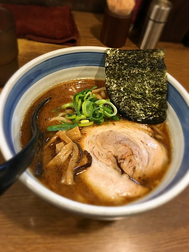 らー麺 ＠麺屋あらき 竈の番人|石田尚之さん