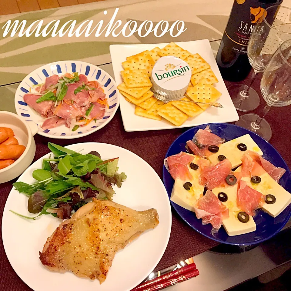 Snapdishの料理写真:鶏モモガーリックグリル⭐︎豆腐カルパッチョ⭐︎豚タン塩レモン⭐︎チーズ&クラッカー|マイコさん