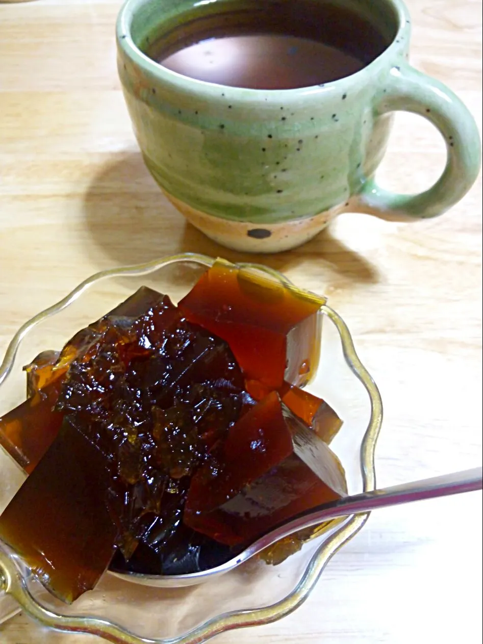 食後のデザートに♥珈琲ゼリー( ˶´⚰︎`˵ )|さくたえさん