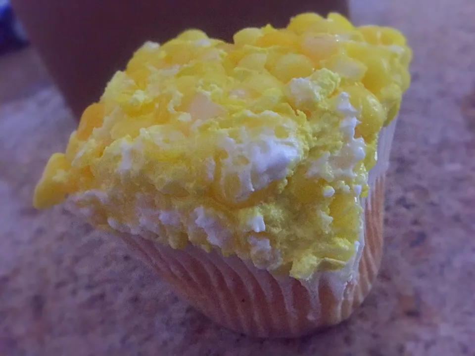 Lemondrop cupcake|TJ McAfoosさん