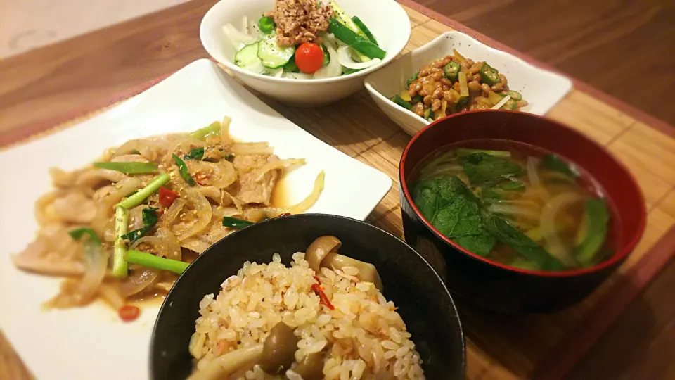 生姜焼き定食～
の晩ごはん✨|kaz(*･ω･)さん