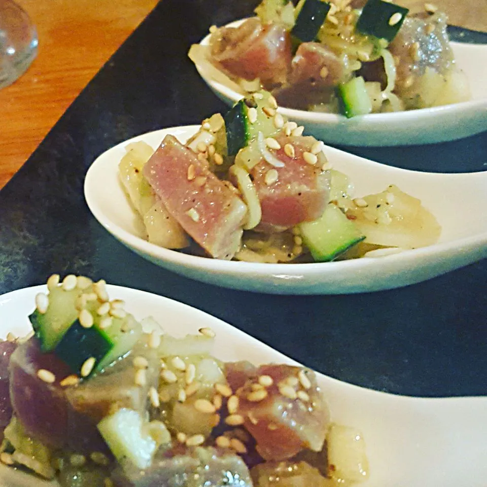 Fresh Tuna Tapas with Wasabi Vinegarette & Sesame Seeds Cucumber|Emanuel Hayashiさん