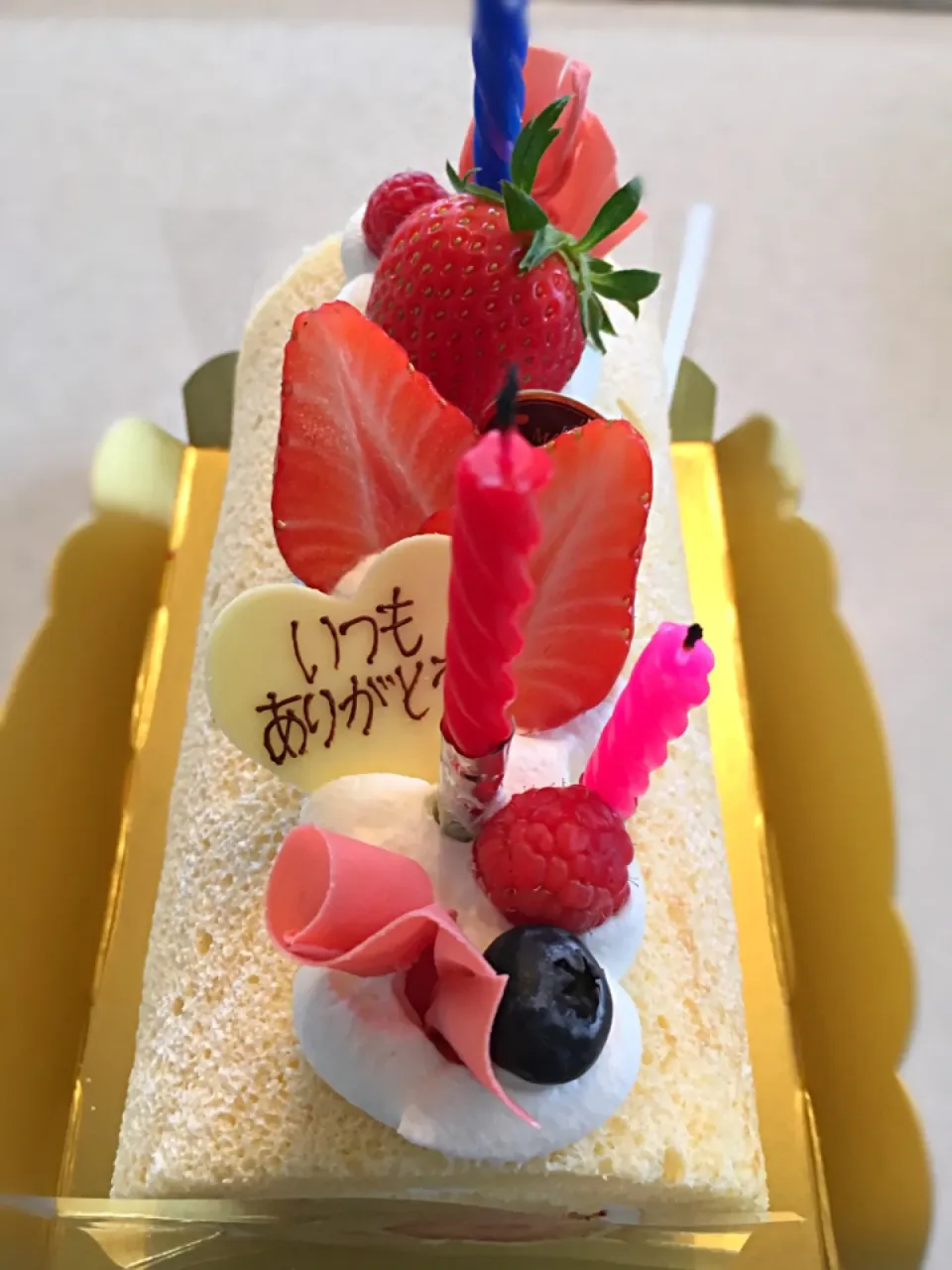 Snapdishの料理写真:#母の日のプレゼント #モンストルシャルマン さんのロールケーキ|ricacoさん